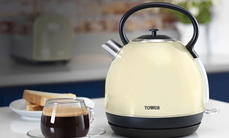 Image 1: Tower Traditional Kettle 2200W