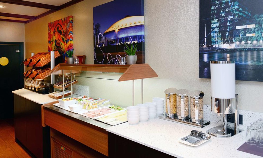 Image 11: Zeeland: Comfort Twin kamer met ontbijt of all-inclusive