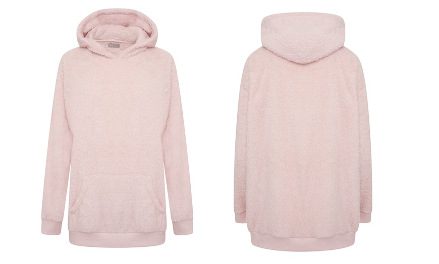 Image 6: Women's Teddy Hoodie