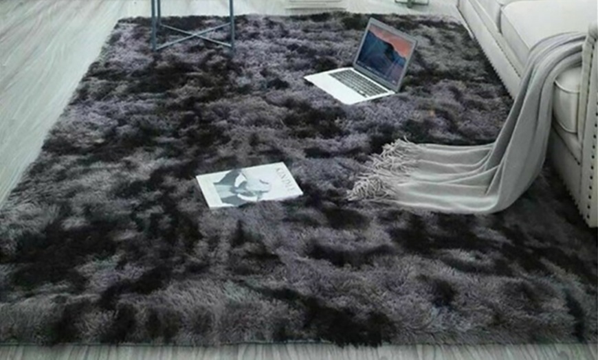 Image 11: Rectangular Faux Fur Carpet