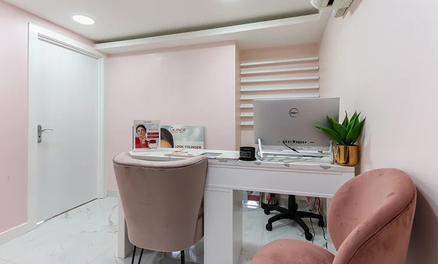 Image 6: 6 Laser Hair Removal Sessions: Small, Medium, Large,/ Extra Large Area