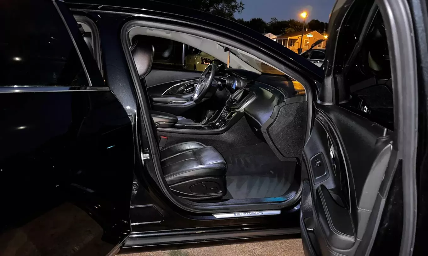 Mobile Interior & Exterior Car Detailing for Sedan, Truck, SUV or Van 
