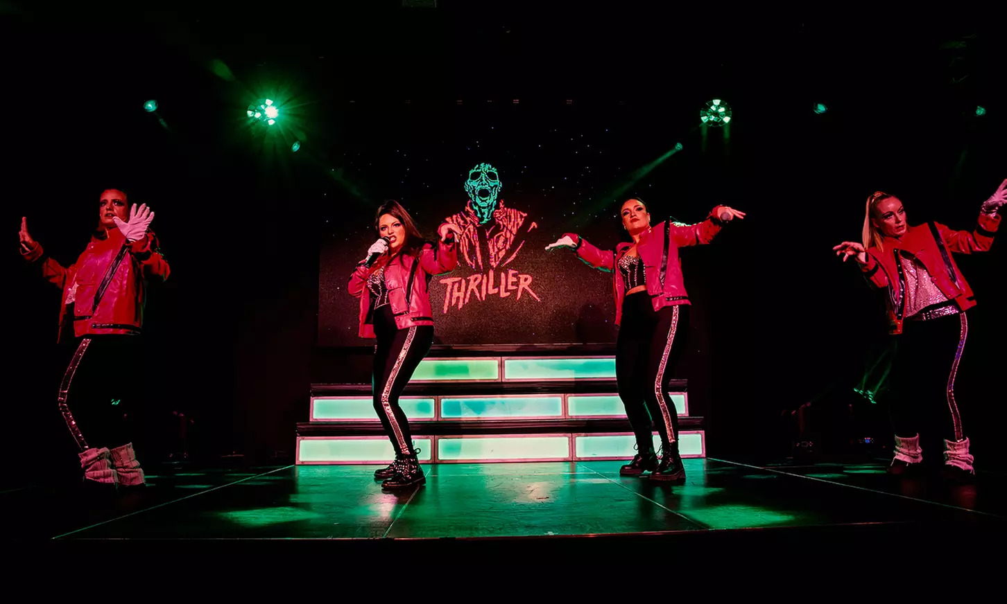 Soirée magique au Cabaret du Mont-Blanc : spectacle au cœur des Alpes