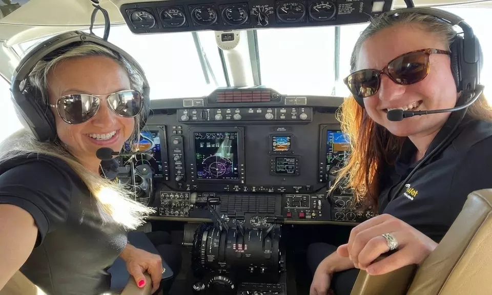 Discovery Flight for Aspiring Female Pilots
