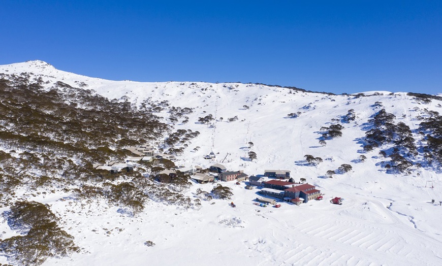 Image 7: Day Tripper Pass (Snowshoe Tour) for One by Charlotte Pass