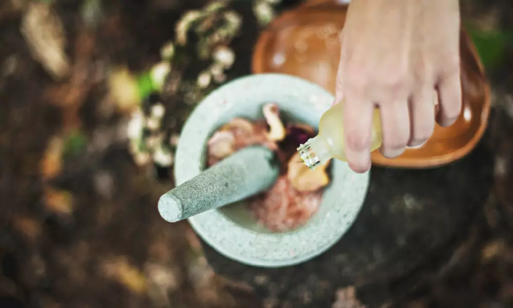 1-2 Einheiten Traditionelle Chinesische Tuina-Massage für 1 Person