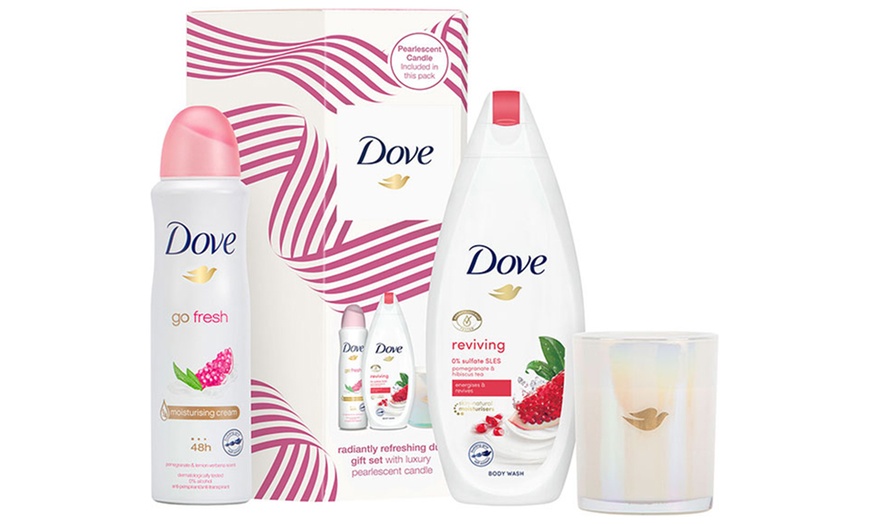 Image 1: Dove Refreshing Gift Set