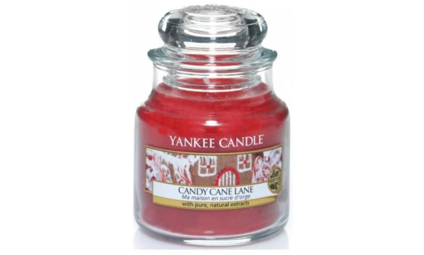 Image 8: Yankee Candle Shade and Jar Set