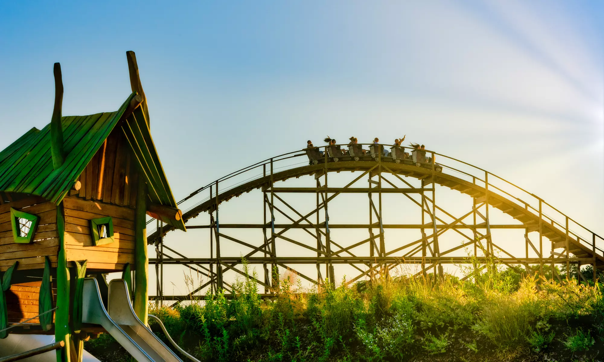 Tagesticket für 1 Person über 1 m Körpergröße im Majaland Kownaty in Polen (15% sparen) - Primary Image