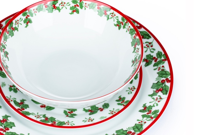 Image 3: Waterside Holly 18-Piece Dinner Set