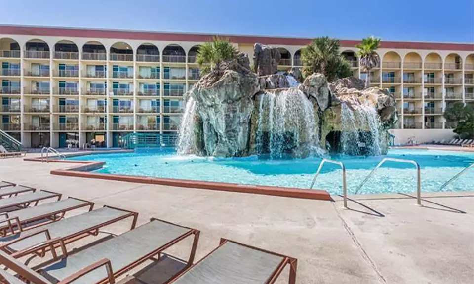 Stay at Ramada Plaza Fort Walton Beach Resort/Destin, FL. Dates into May. - Primary Image