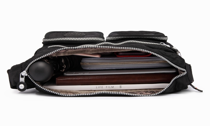 Image 11: Multi-Compartment Crossbody Bag