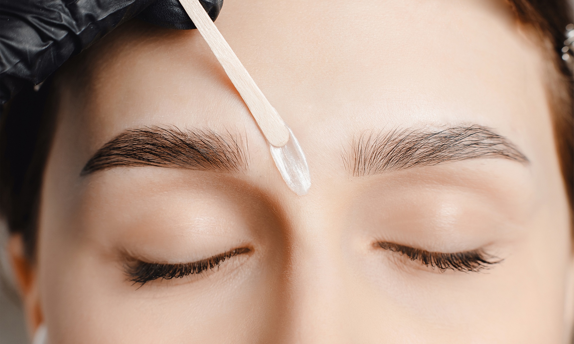 Smooth Skin Awaits with Full Face and Eyebrow Waxing