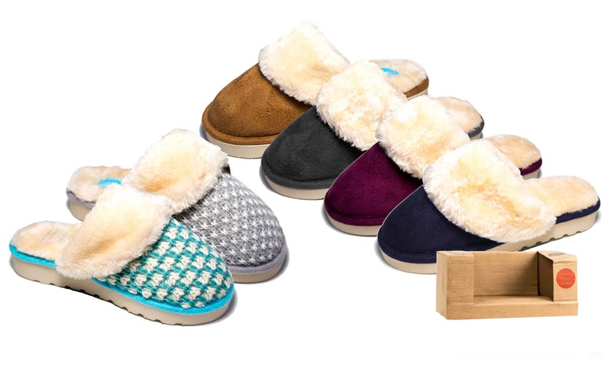 Image 1: Women's Faux Fur Mules