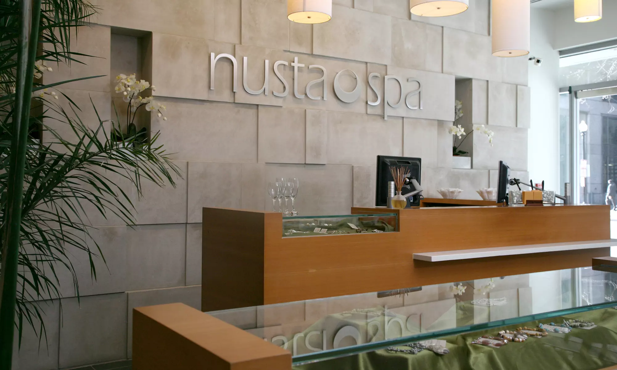 60- or 90-Minute Master Interpretive Touch Massage with Custom-Blend Aromatherapy at Nusta Spa (Up to 41% Off) - Primary Image
