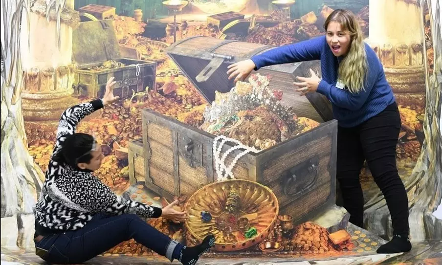 Art Redefined: Admission to an Immersive Wonderland at iArtS MUSEUM (Up to 23% Off)  - Primary Image