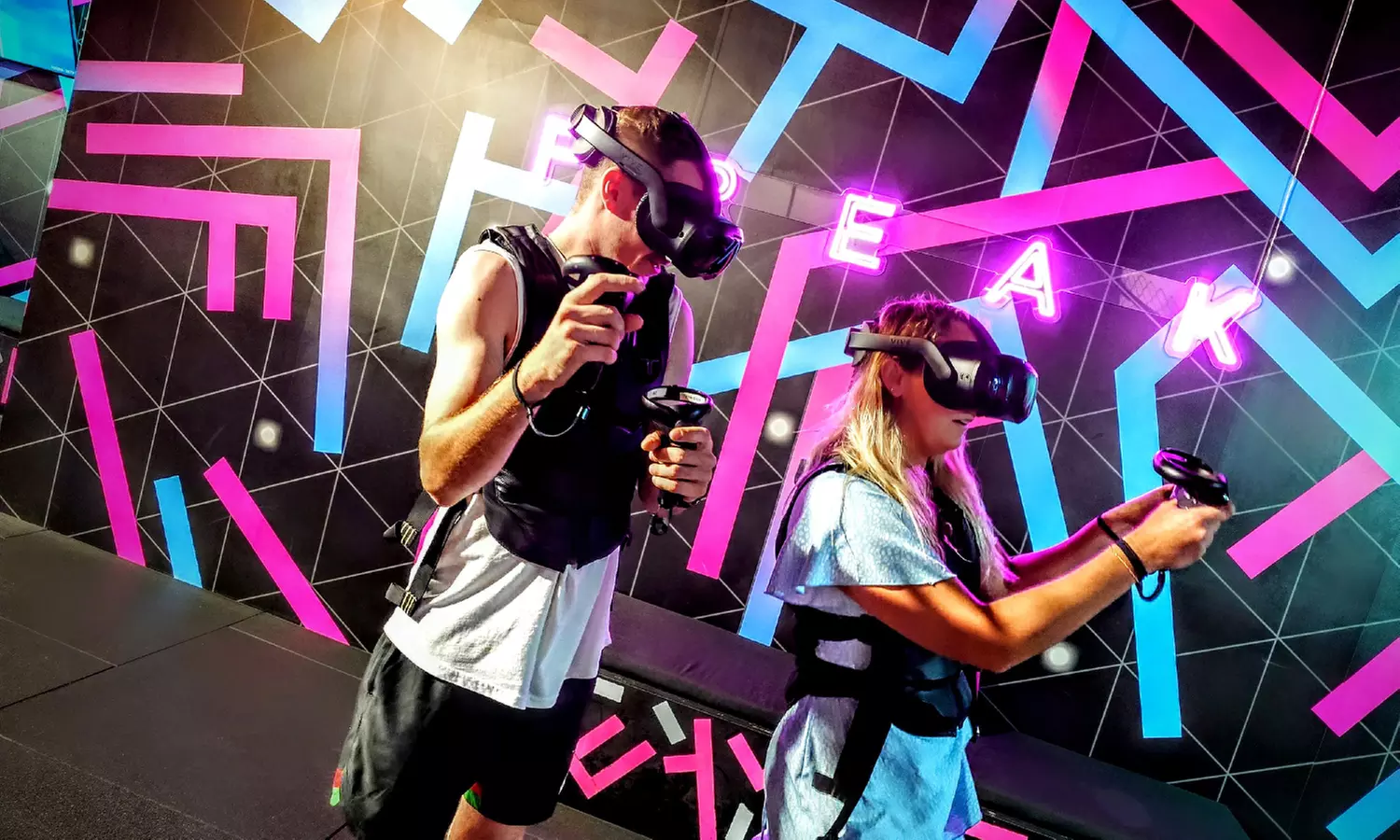 Play Arizona Sunshine, Ghost Patrol or Phenomena - Choose One Game!