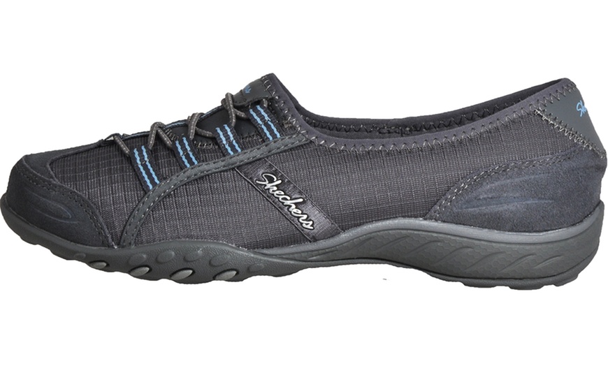 Image 2: Skechers Women's Trainers