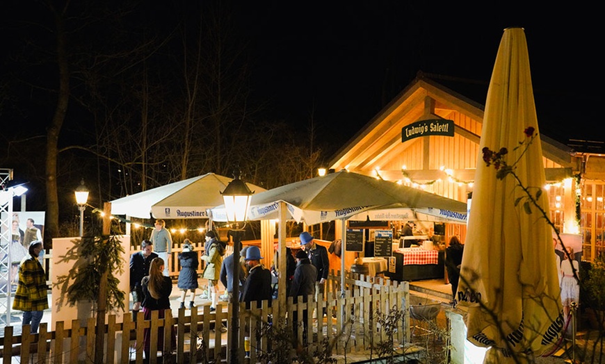 Image 11: 1 Std. Eisstockschießen im Winterbiergarten für bis zu 12 Personen