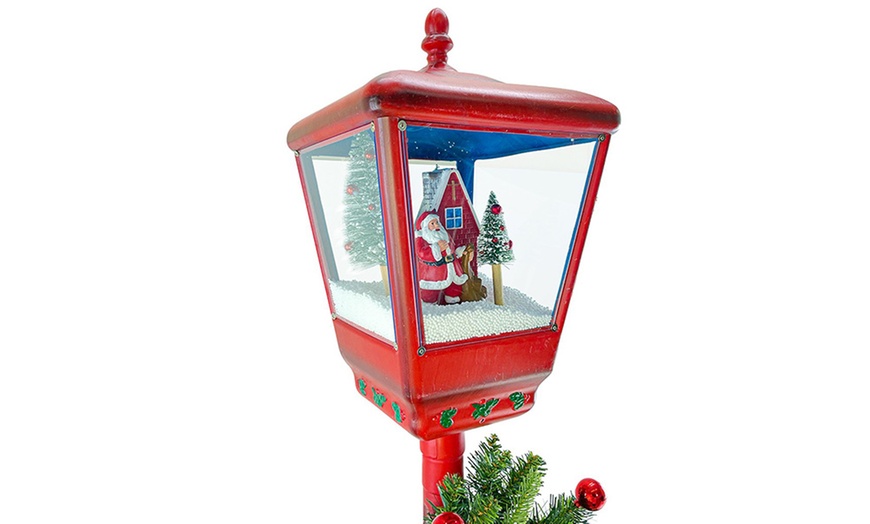 Image 6: Farola en estilo Navideño