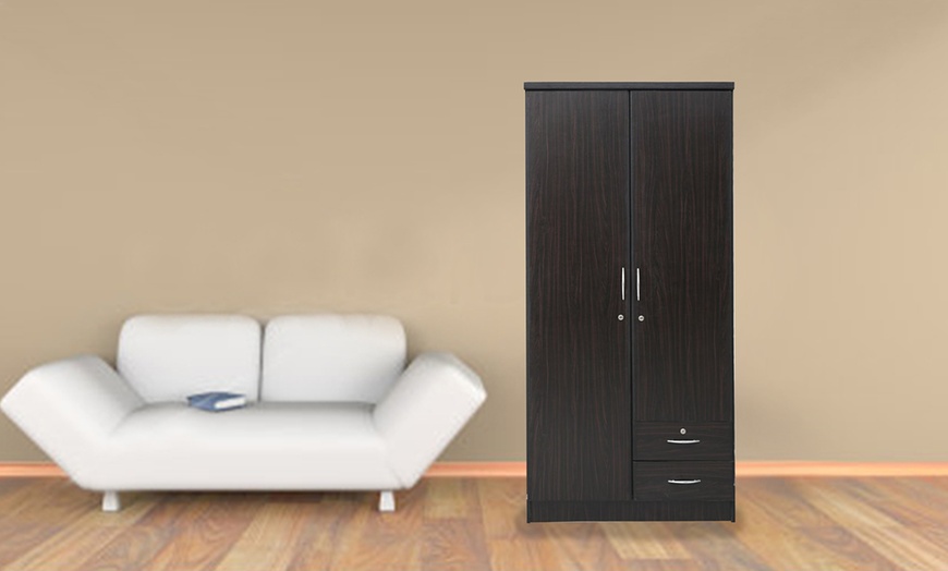 Image 10: Classic-Design Wardrobe