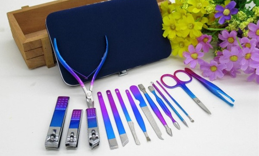 Image 5: 15-Piece Manicure Set with Stainless Steel Case