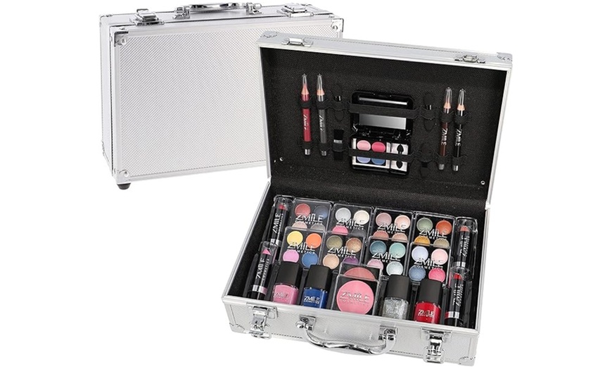 Image 1: 51-Piece Vegan Make Up Vanity Case
