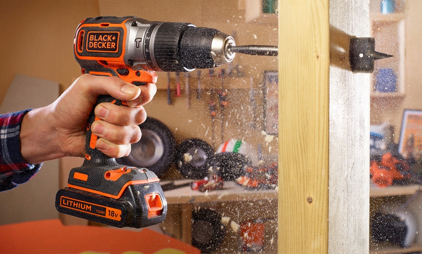 Image 7: Black + Decker Hammer Drill