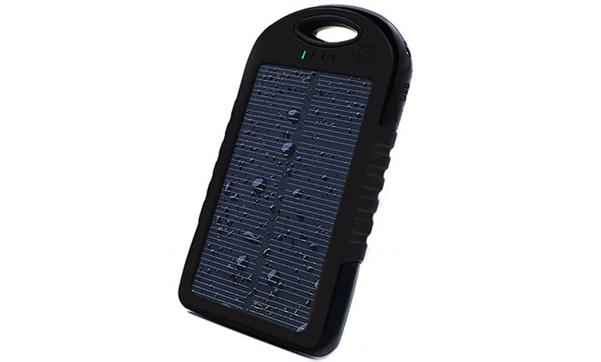 Image 4: Waterproof Solar Power Bank