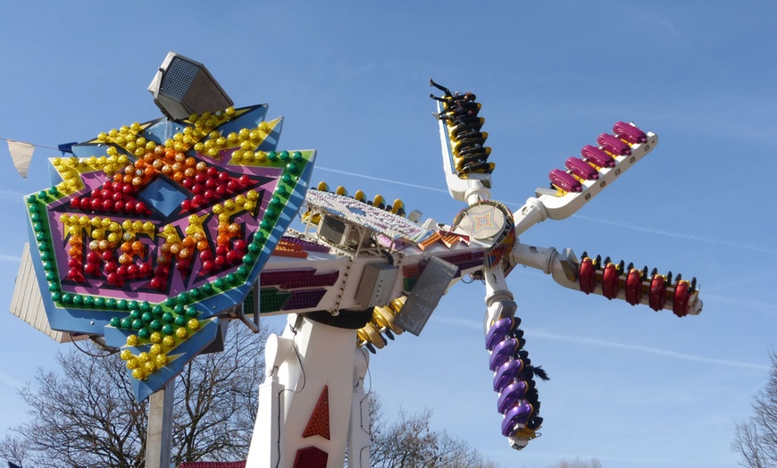 Image 4: Three-Hour Funfair Entry