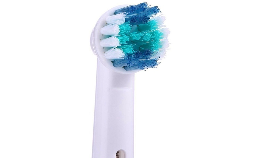 Image 2: Replacement Toothbrush Heads