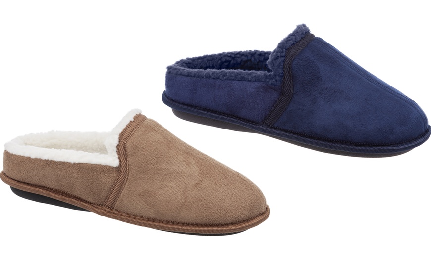 Image 1: Men's Warm Winter Slippers
