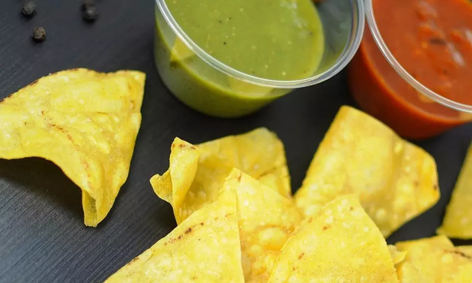 Menú mexicano para 2 en Burritos Valencia (Pza. San Lorenzo)