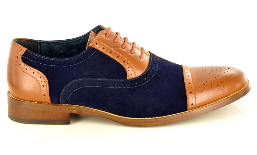 Image 18: Two-Tone Men's Brogue Shoes