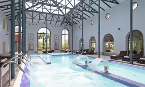 ¡Una relajación de 4 *! Acceso a circuito spa de 60 minutos con opción a masaje de 25 minutos para 2 personas