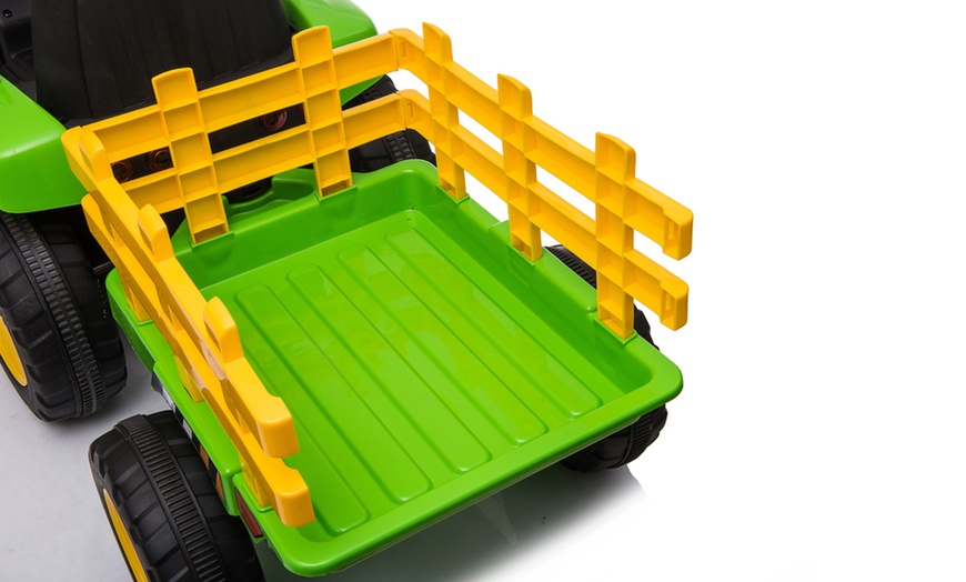 Image 8: Kids' Green Electric Ride-On Tractor