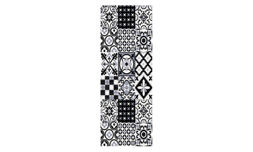 Image 4: Modern Printed Rugs - 6 Designs