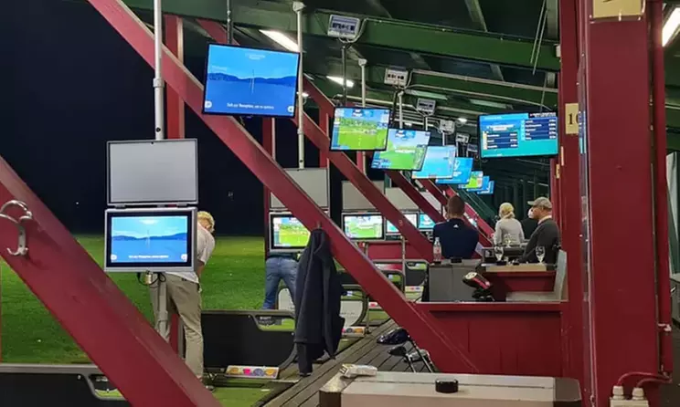 Ultimativer Golfspaß: Golf Toptracer Range Paket