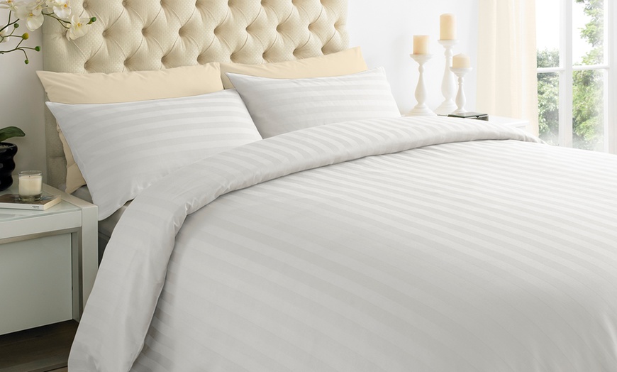 Image 9: Hotel Striped Bed Linen