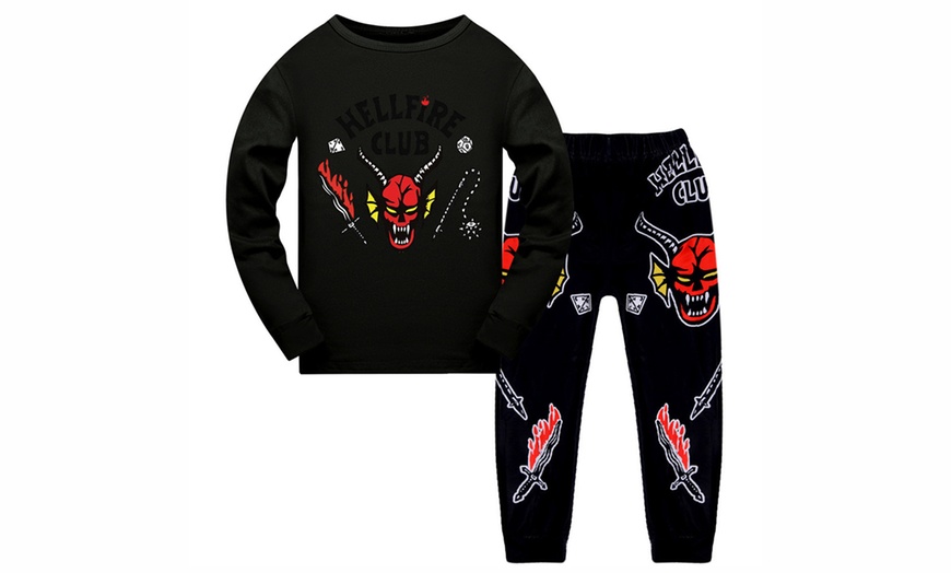 Image 4: Stranger Things-Inspired Pyjamas Set