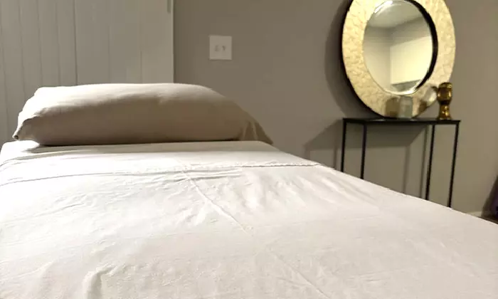 Experience the Transformative Power of Reiki with 45, 60, 90, or 120-Minute Sessions (Up to 51% Off) - Second Medium