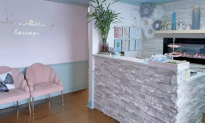 60-Minute Swedish, Deep Tissue, or Couples & Hot Stone Massage 