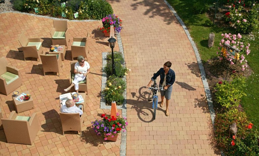 Image 3: Schwarzwald: Doppelzimmer mit Balkon inkl. Frühstück und Sauna