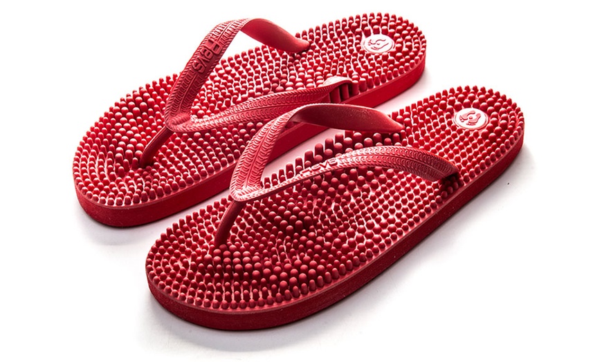 Image 7: Women's Reflexology Flip-Flops