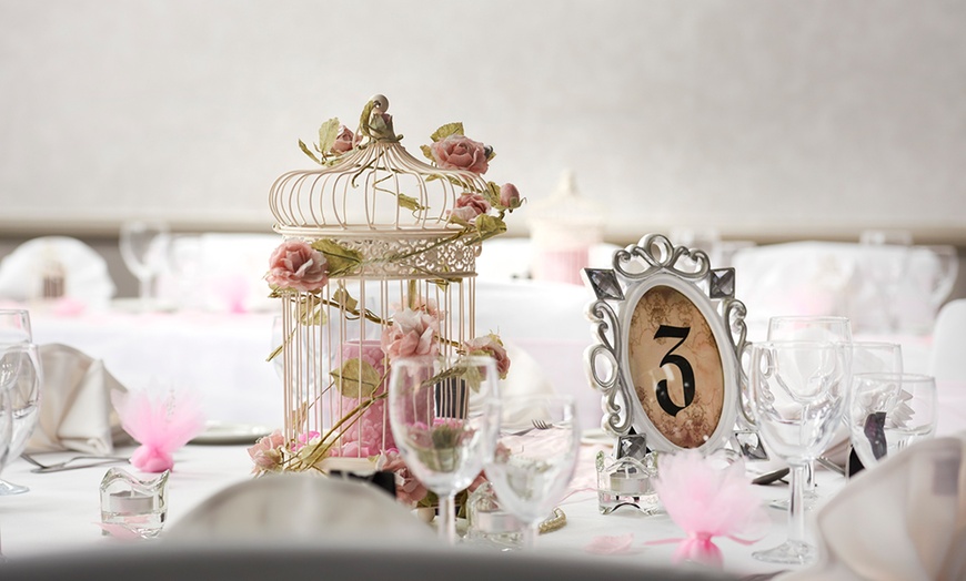 Image 9: Wedding Package for 50 Guests