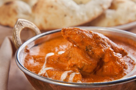 1 Starter + 2 Main Dishes + 2 Drinks for 2 people - The Curry Club (Indian Cuisine, Bar & Grill)