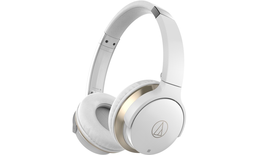 Image 4: Wireless Over-Ear Headphones