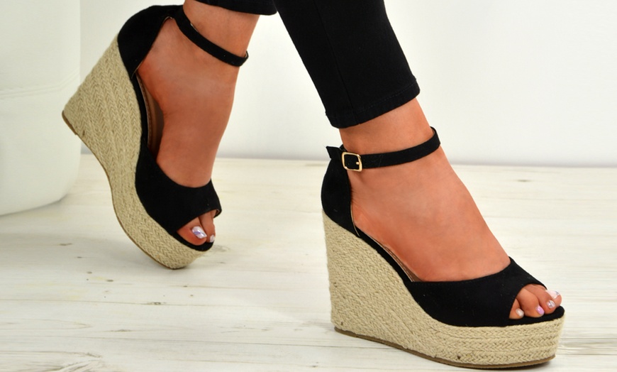 Image 2: Women's High Heel Wedge Sandals