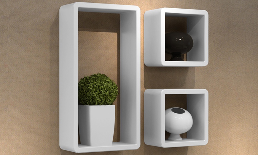 Image 6: Cuboid Shelves Set