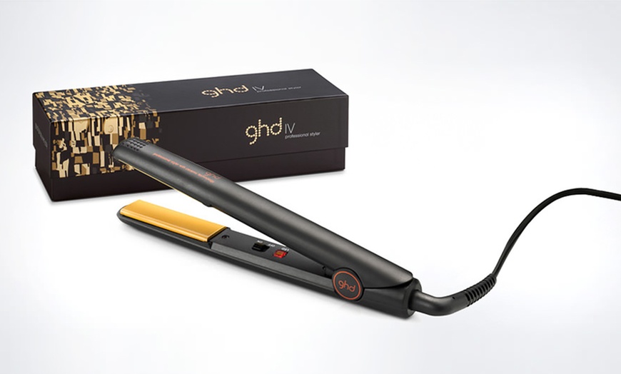 Image 4: GHD IV Styler and Accessories